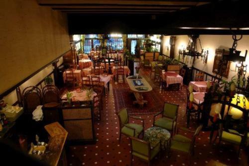 Hotel 2G Saint-Hubert Bagian luar foto